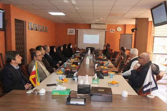نمایندگان کمیته علوم آزمایشگاهی وزارت بهداشت از دانشکده پیراپزشکی دانشگاه علوم پزشکی تهران بازدید کردند. 